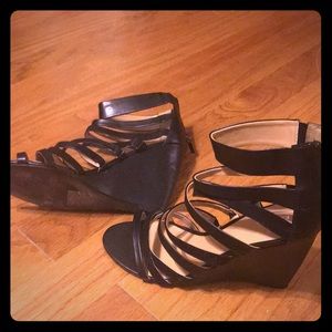 Size 10 express wedges.  Only worn once.